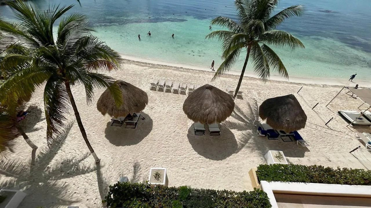 Caribbean Apartment Cancun