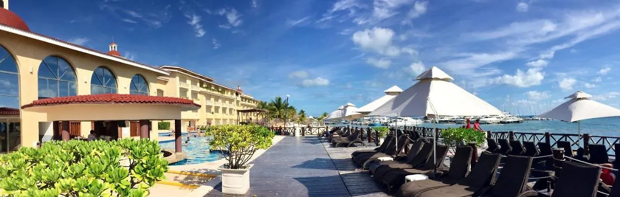 Caribbean Apartment Cancún