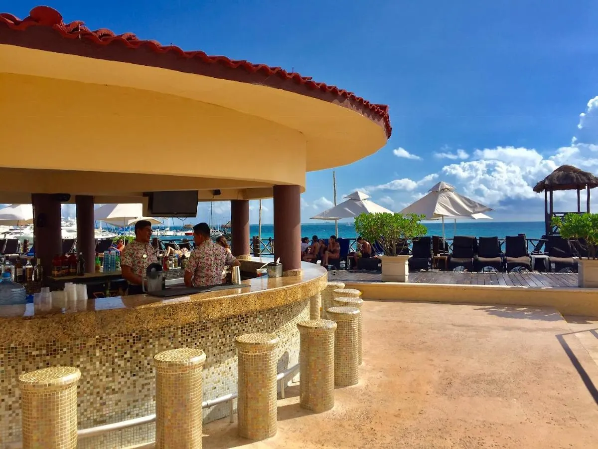 Caribbean Apartment Cancun
