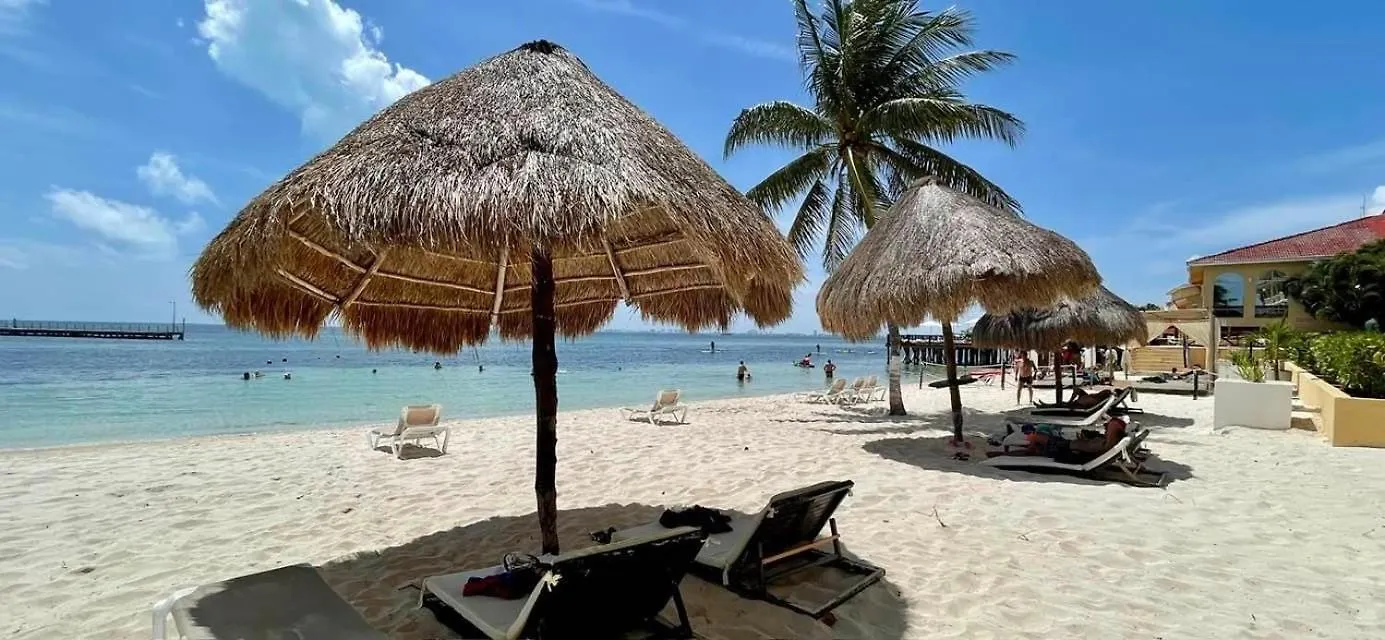 Caribbean Apartment Cancun