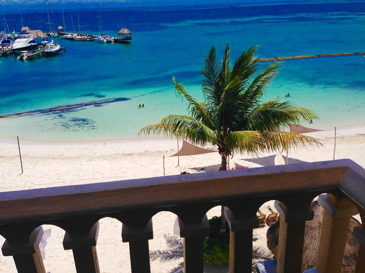 Caribbean Apartment Cancun